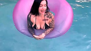 Sweet But Not Innocent Babe Magnumb Blows After Date