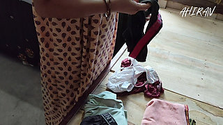 INDIAN GIRL FOLDING CLOTHES IN HER BEDROOM AND PORN SEX WITH HER HUSBAND. REVIEW ASS AND VAGINA.