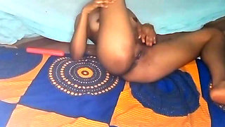 Teen Masturbating Machine