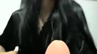 Amateur brunette ariana marie solo toying