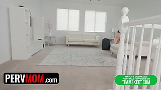 Ashley Wolf gets fingered & banged by lucky stud after he snooped on her dirty phone
