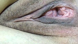 AnnaBUST's Huge Gaping Pussy Closeup in Yellow Lingerie