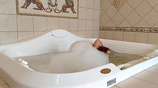 I Bathed My jungle in a Jacuzzi. Hairy Woman Wery Wet