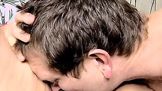 Masterbating Momma with New Toy Ended up Squirting in His Face