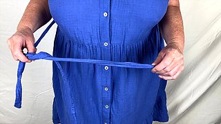 Mrs Mature Feet Home From Church -part 1