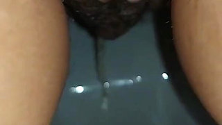 Housewife Pissing