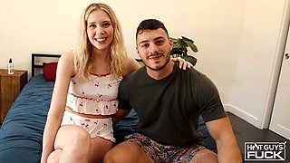 Wow! Hot Canadian College Cock Tries American Pussy