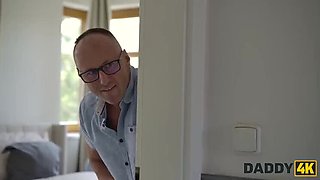 Hot Teen Vixi Rafi Fucks Older Daddy Ridge Crix Hard - Brunette Teen Seduction