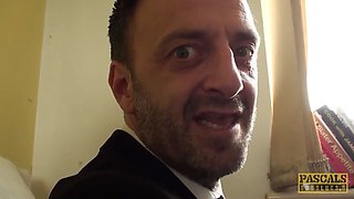 Subslut Montse Swinger gags on knob before rough rectal nail