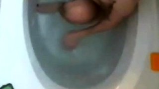 stepdaughter fingers hairy pussy in bath (hidden cam)