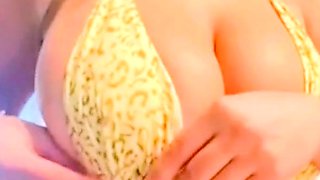 amber ajami bathroom