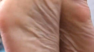 Bored Asian Housewife's Sexy Feet and Slippers
