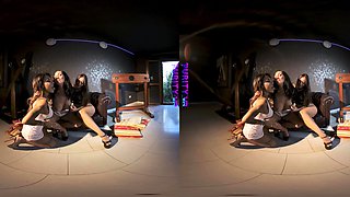 PURITYVR Threesome strap-on with Giulia, Benny, and Ale