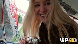 Vip4k. my pussy's leaking when he sees me hardcore...
