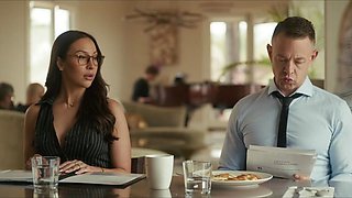 Hot nude MILF in glasses porn video