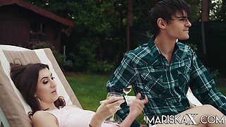 Pulchritudinous Lina Luxa's masturbating dirt