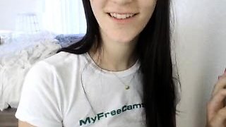 Amateur teens fuck and toy