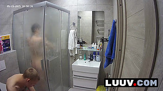 LUUV. Kareflore and Abbadon film their real amateur, homemade bathroom routine, showing maximum real life openness