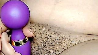 Big Ass Chubby Bhabhi Tries Vibrator in Pussy for the First Time