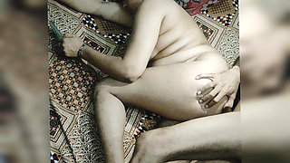Nokrani ki Chudai Gand me Dard hota hai