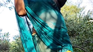 Desi jungle bhabhi played dirty game of sex with a boy in the jungle and also did blowjob.