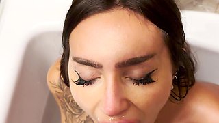 Sisi Rose Sucks, Fucks & Rims Me, Then Swallows My Piss