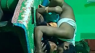 Bhojpuri Bhabhi Fucked Hard by Old Man in Night - Desi Mature Sex