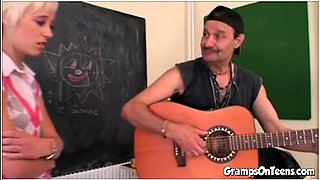 Sucks Old Man Off In Dirty Trio