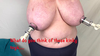 Mrs Mature Feet Playing with Kinky Titty Toys
