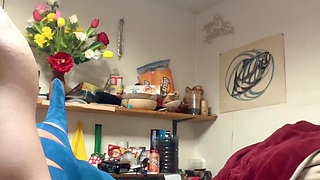 pissing  pussy on the toilet sexy hana chan cute girl petite