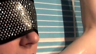 Yasemin Submissive Slave Games in the Bathroom