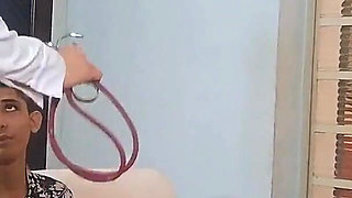 Doctor Crown Pervert Suzie Gave Her Little Medicine to Heal Her Young Man