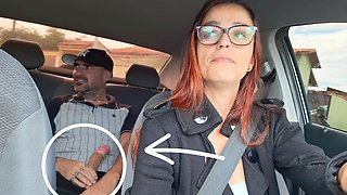 Mulher Motorista De Aplicativo Pega Cliente Se Masturbando Por Tras