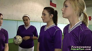 Young amateur lesbos eat