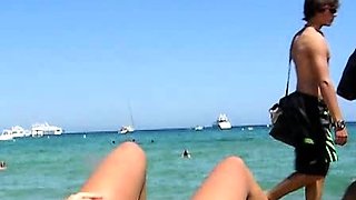 Amateur hottie fucked outdoor in public