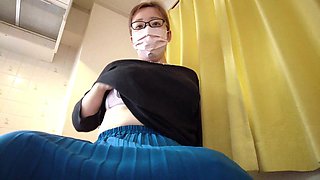 A married woman masturbates in the kitchen：The full video is→https://www.xvideos.red/channels/aika-frau