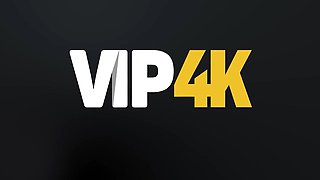 Fucked A Pretty Girl In A Threesome After Getting The Morning Coffee 20 Min