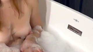 Lexi's sexy bath time
