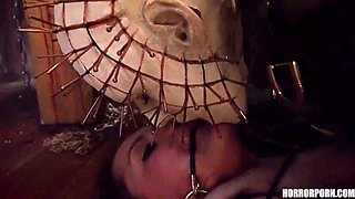 Horror Porn Pinhead