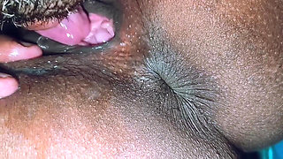 Indian desi village husband wife ki sexy video.pati ne patni ka chut chat ke bur me pel diya.hindi viral xxx sex  video.xvideos