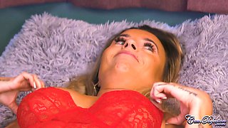 Best Secretary Ever gets Facial