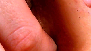 Addie Juniper - Anal Insertion 4K
