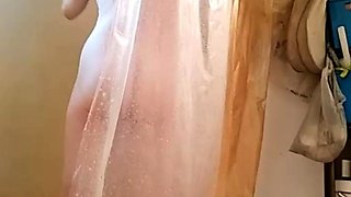 Blonde solo jerking off