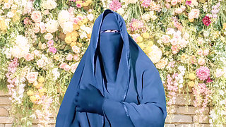 Beautiful stepmother spends the night with her stepson and has sex with him