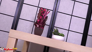 Desperate Schoolgirl Lilian Pees All Over Her Sexy Legs While Studying for English Exam