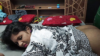 Mallu college teacher hot romantic hard fuck in nighty with boy in teacher's home
