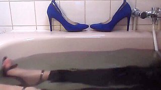 Bath in sexy high heeled sandals