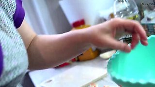 HotMilfXXX Flashes Tits and Pussy in Open Robe While Making Salad