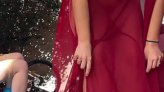 Sexy Backstages: Teens Dancing Sexy Tiktoks Naked on Heels