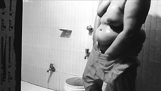 Husband sucks wife in the bathroom and wipes her pussy